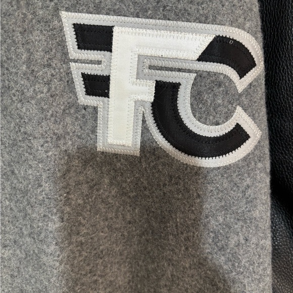 Mitchell & Ness FLIGHT CLUB WOOL AND LEATHER BOMBER JACKET. - Picture 8 of 16